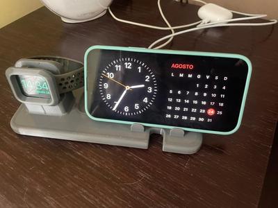 Iphone & iWatch charger for Desk
