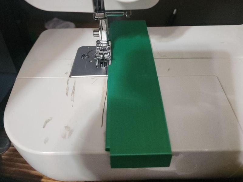Sewing machine fence