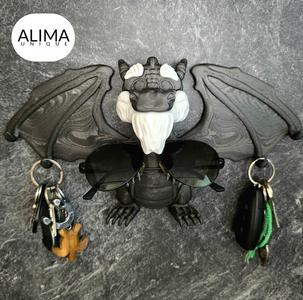 Grandpa dragon - Wall mount key holder