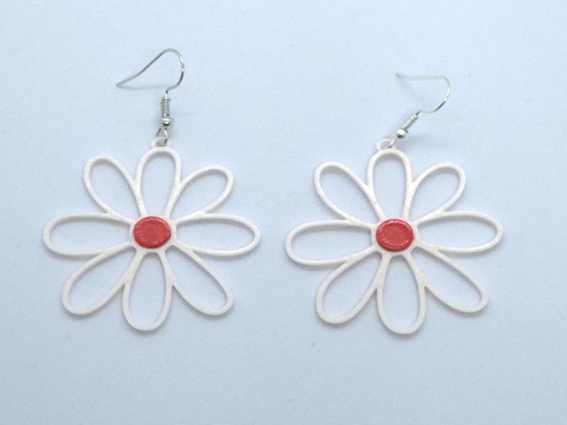 Daisy-shaped earrings
