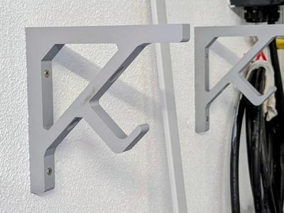20x20cm Regal Bracket, sturdy, with extra hooks