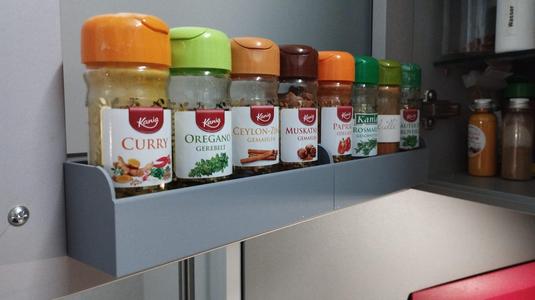 Gewürzregal / Spice rack