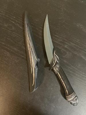 Knife with Sheath   