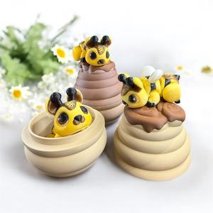 Honey Bunny and Honey Bun Hive Egg 