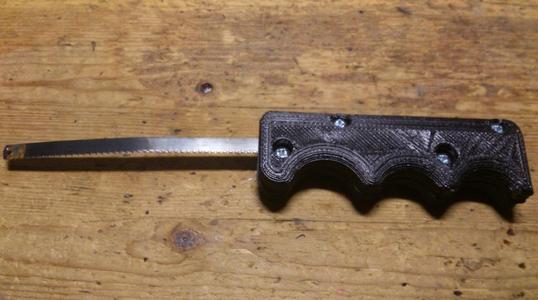 Hacksaw handle for small hobby 6mm saw blade