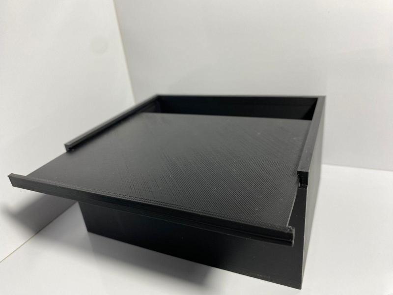 Invisible-Lid Organizer Box