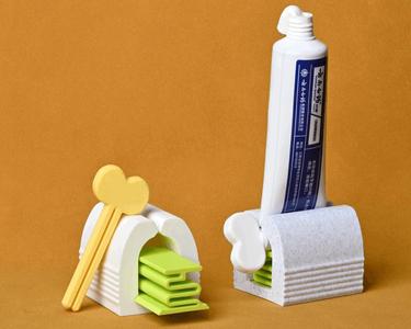 Toothpaste Extruder (No Supports)