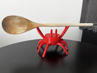 Crab spoon rest
