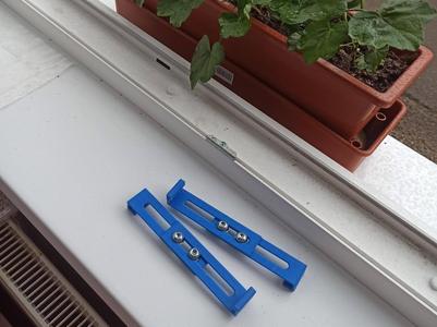 Flower pot holder - Window flower pot holder
