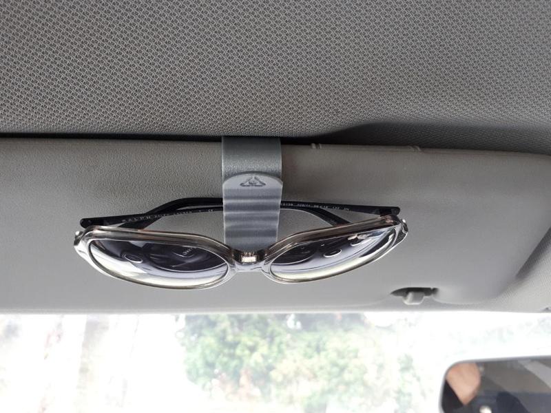 "CLIPY" SUNGLASSES CAR HOLDER
