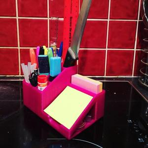 Desk Tidy with Post-it Holder