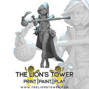 Human Female Wizard (32mm scale miniature)