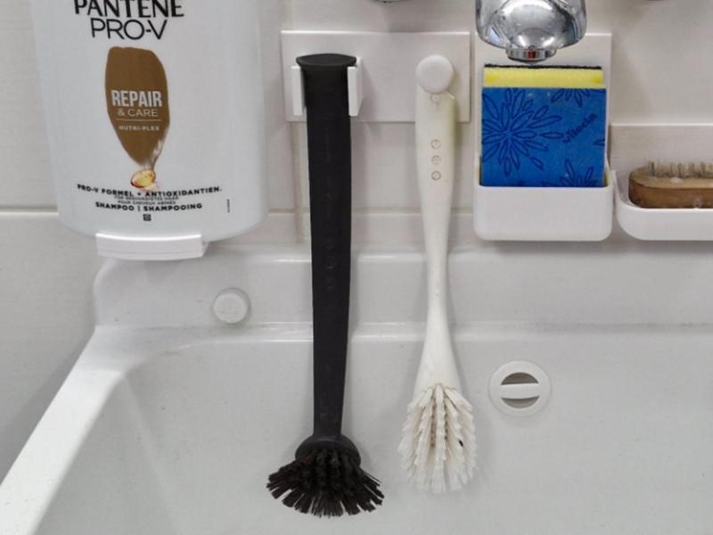 IKEA RINNIG/ANTAGEN Sink Brush Holder 0001