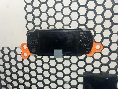 PSP Holder | Hexagon Peg Board