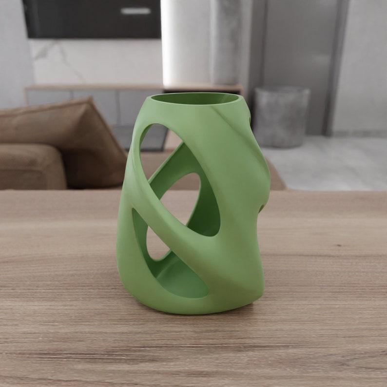 3D Modern Wireframe Vase for Flowers Gifts for Her with 3D Stl Files & Home Decor, 3D Printing, Ready to Print, 3D Printed Decor, 3D Print