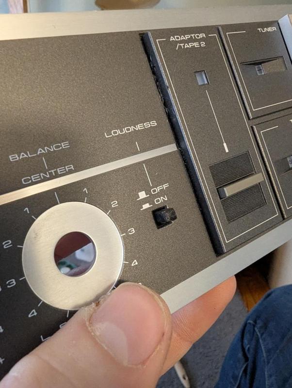 Pioneer SA series amplifier loudness button