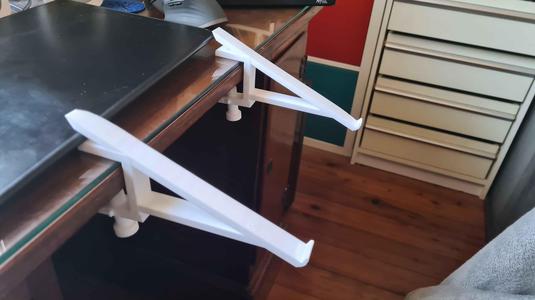 moderately engineered desk clamp drawing table holder