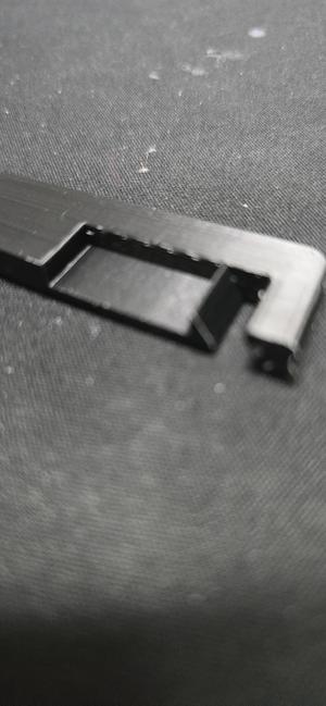 K1 rear seal for filament entry
