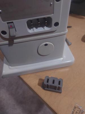 Elna elnasuper foot controller connector