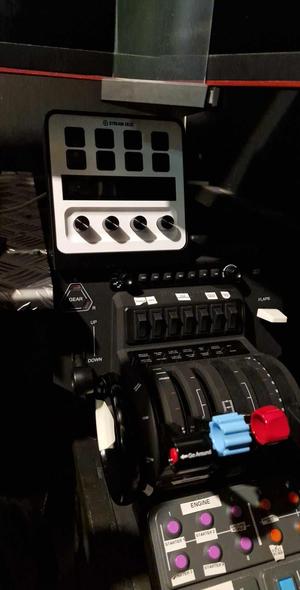 honeycomb bravo flightsim holder for the Elgato Stream Deck +