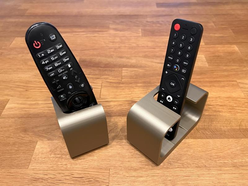 ONE simply modern Remote Holder