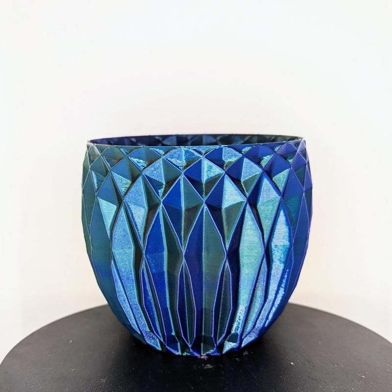multifaceted bowl 1 (large facets)