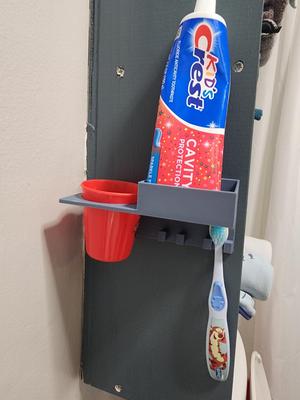 Tooth Brust Holder with Kids Cup