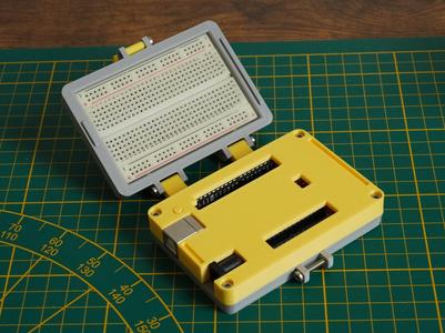 Arduino Uno Case w/ Breadboard Slot