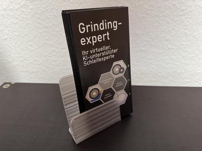 Simple Flyer Stand - Einfacher Flyer-Ständer - simple to print