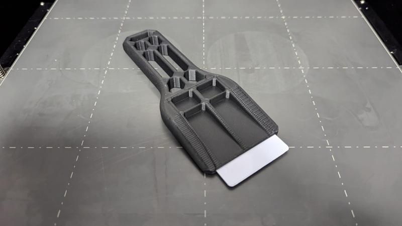 Exchangeable Printbed Scraper with plastic card