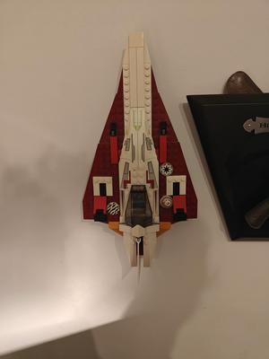 Wallmount for Lego Jedi starfighter (7143)