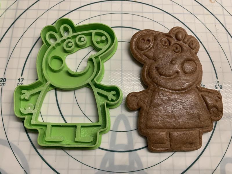 Peppa pig cookie cutter