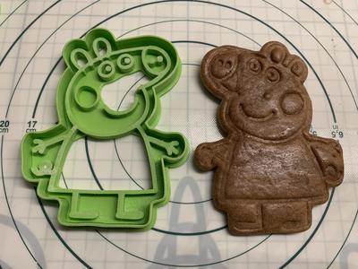 Peppa pig cookie cutter