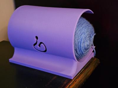Yarn Skein Roll