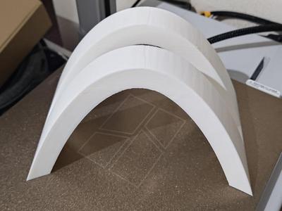 Notebook curved support