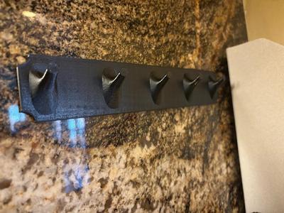 Five-Hook Key Rack   