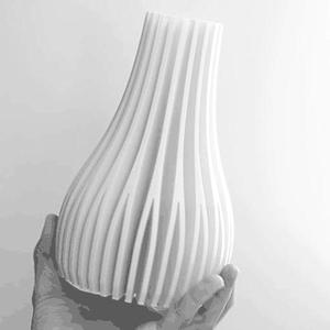 MANGLE VASE