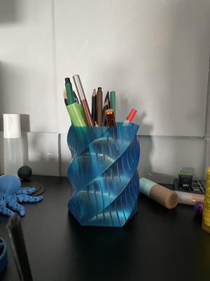 Tactile Spiral Vase Pen Holder