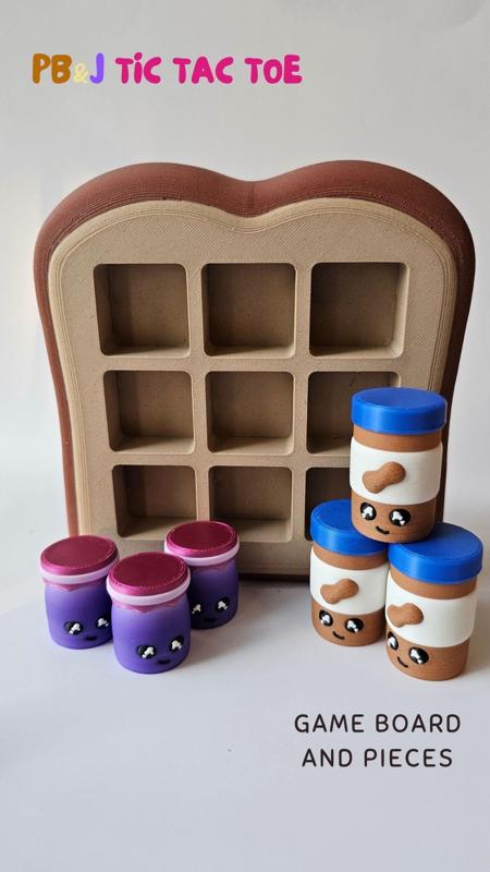 Tic Tac Toe PB&J Game + BONUS Keychains 