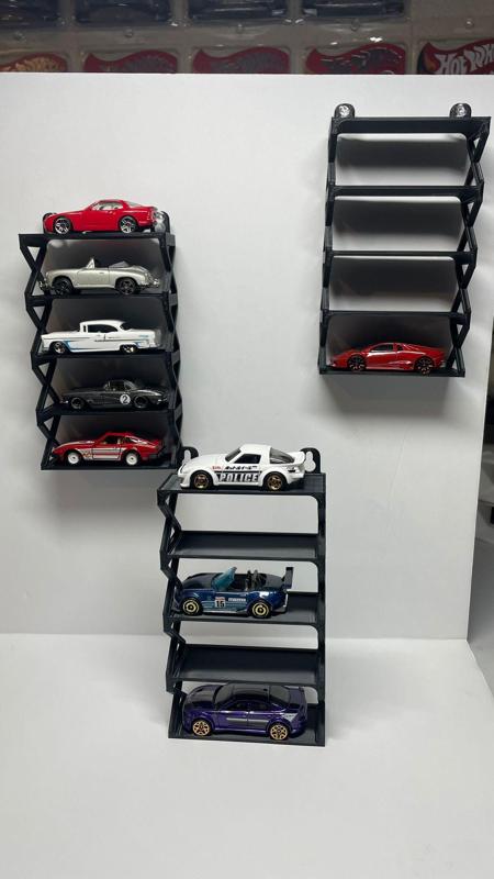 5 car wallmounted display
