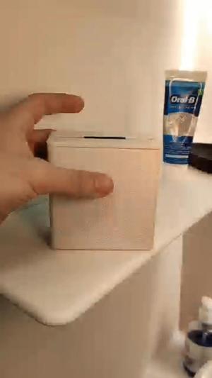 Q-tip dispenser (cotton swab)