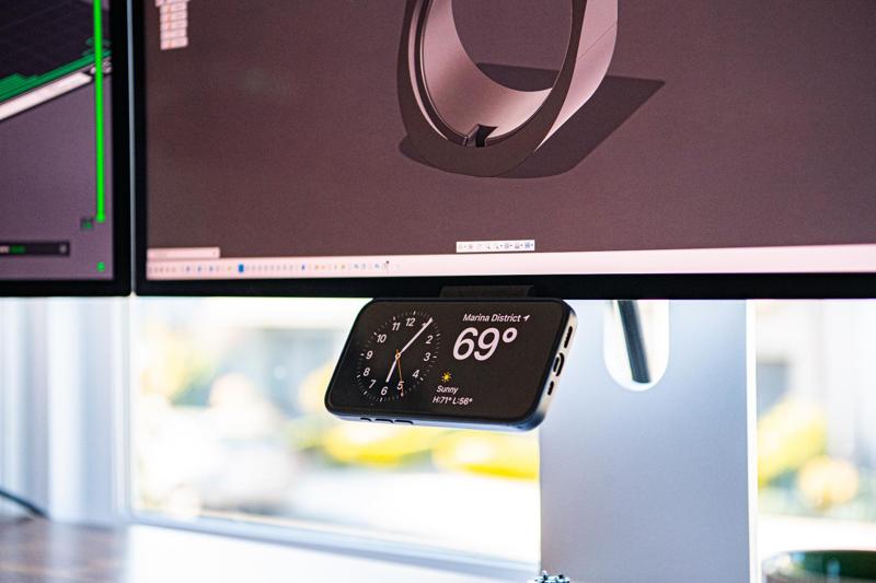 iPhone Magsafe Holder for Apple Studio Display