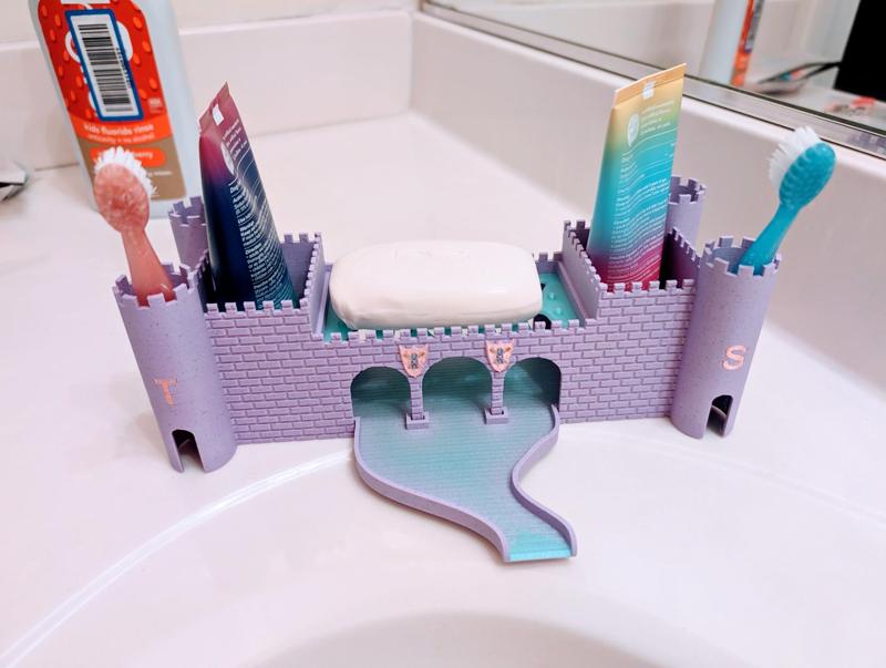 Kids Castle toothbrush, toothpaste, soap holder