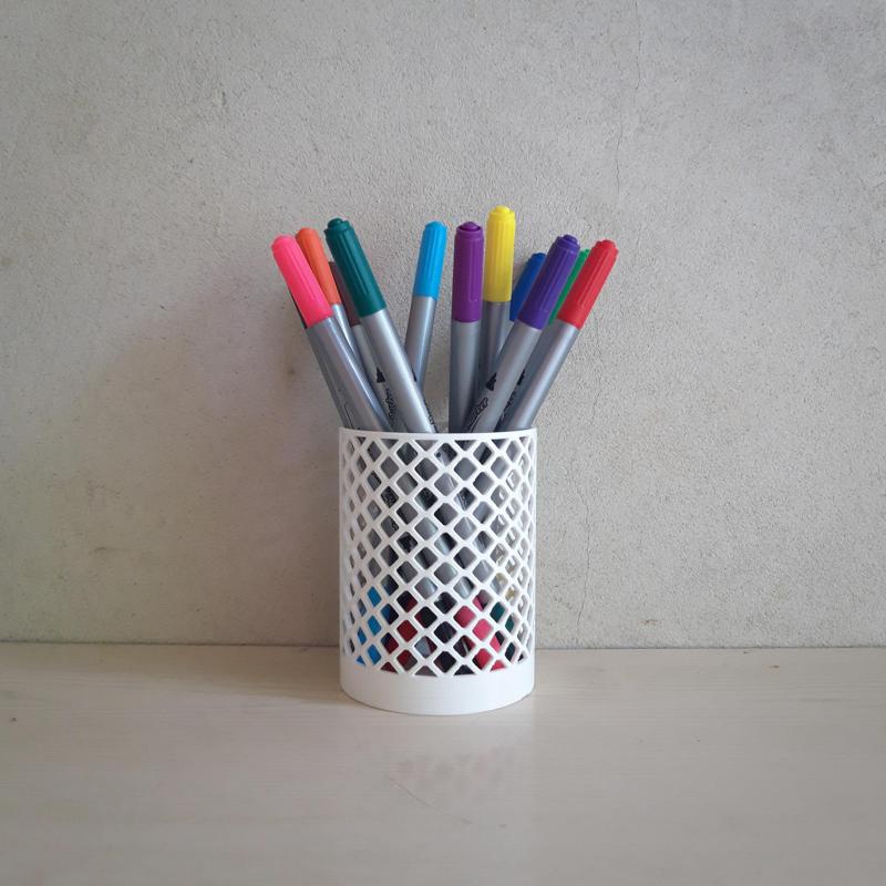 Pen holder
