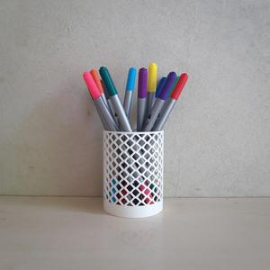Pen holder
