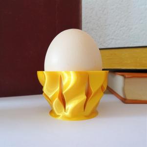Fancy egg holder 