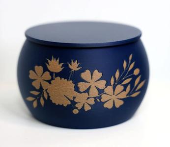 Flower Engraved Box w/ Lid   
