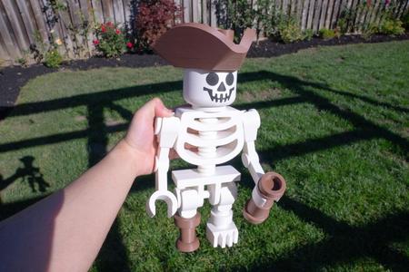 ☠️ Skeleton Pirate Giant Minifigure (16") – Standalone Swashbuckler! ?‍☠️