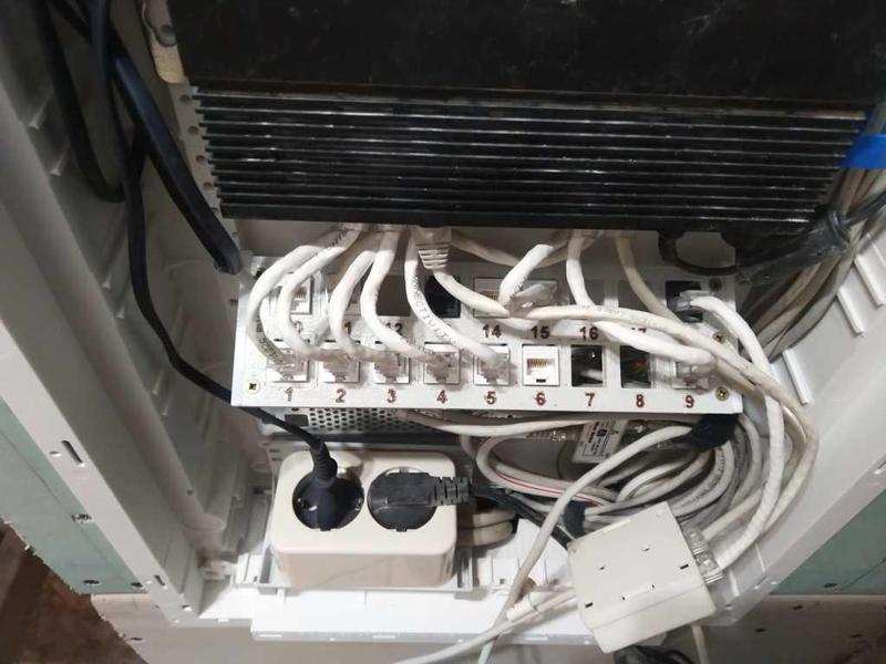 Keystone (RJ45) patch panel for ABB UK600 series media enclosure