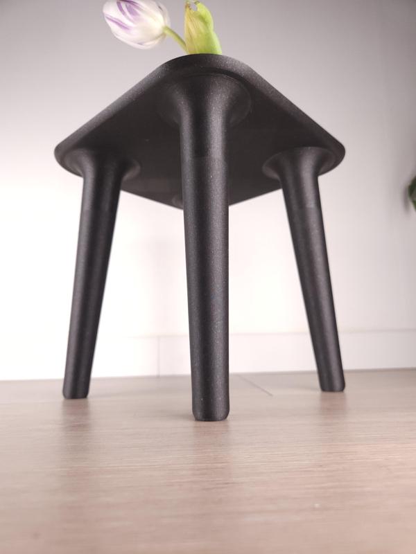 Table - Plant Riser - Flower Vase - Crumb collector